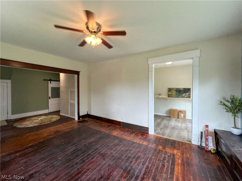 545 E Market Street, Cadiz, OH 43907 Photo 9