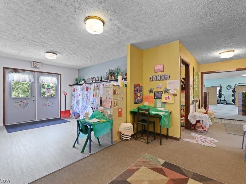 1887 W Beech Street, Alliance, OH 44601 Photo 4