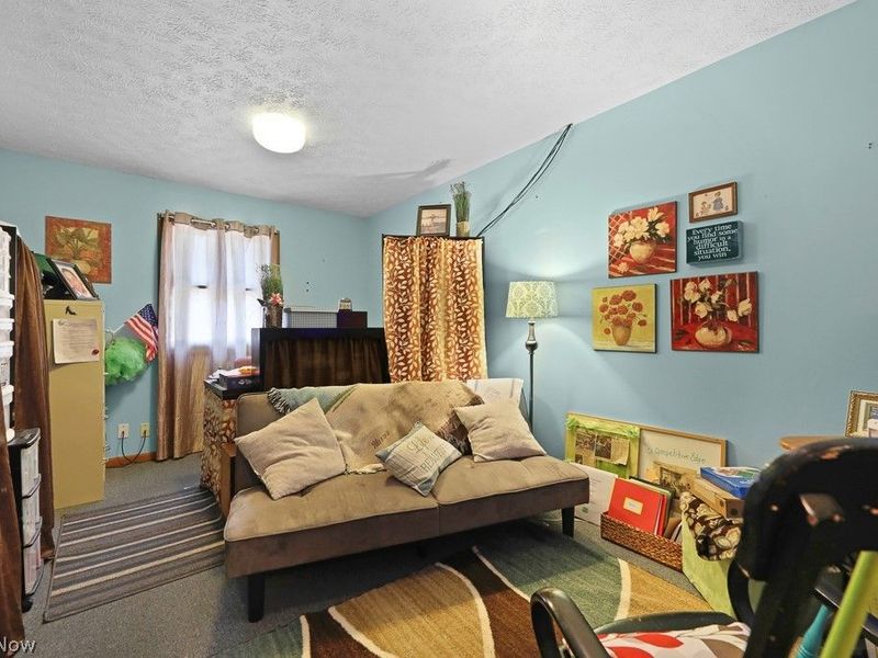 1887 W Beech Street, Alliance, OH 44601 Photo 6