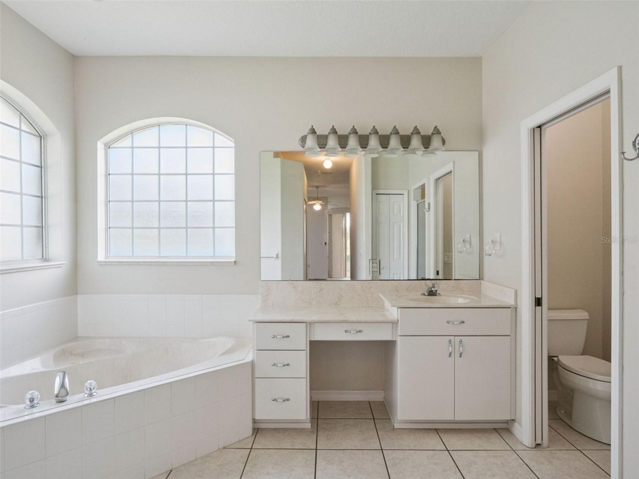 21606 King Henry Avenue , Leesburg, FL 34748 Photo
