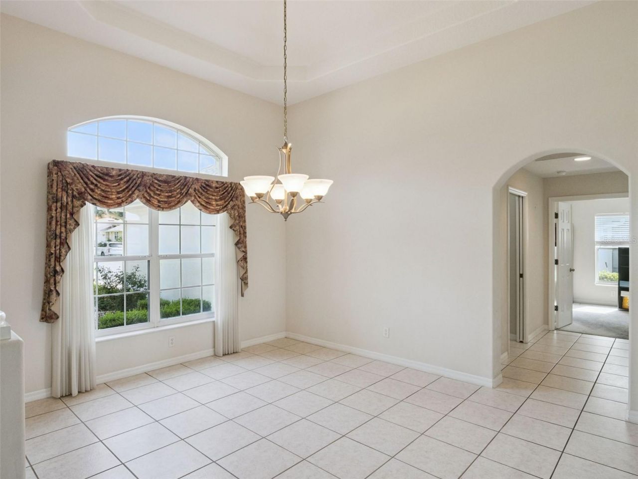21606 King Henry Avenue , Leesburg, FL 34748 Photo