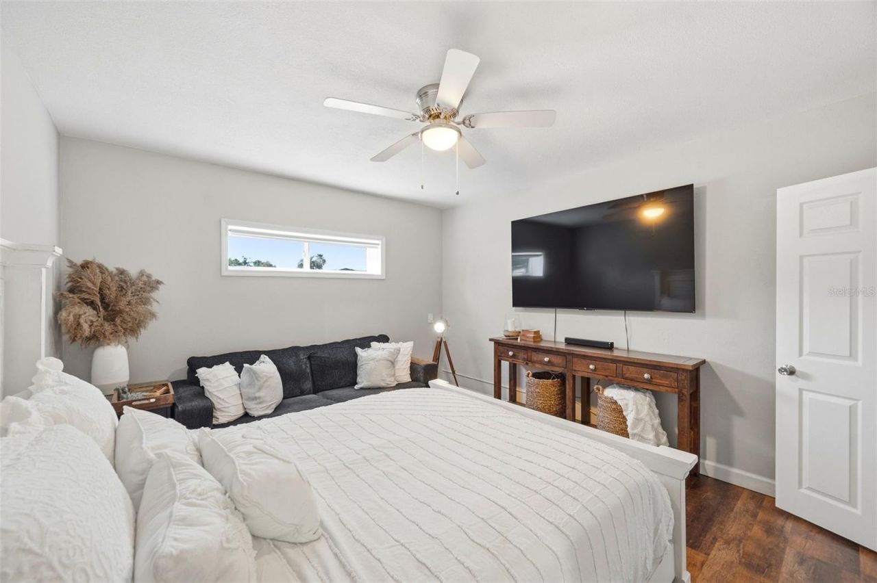 14297 Geneva Drive, Largo, FL 33774 Photo