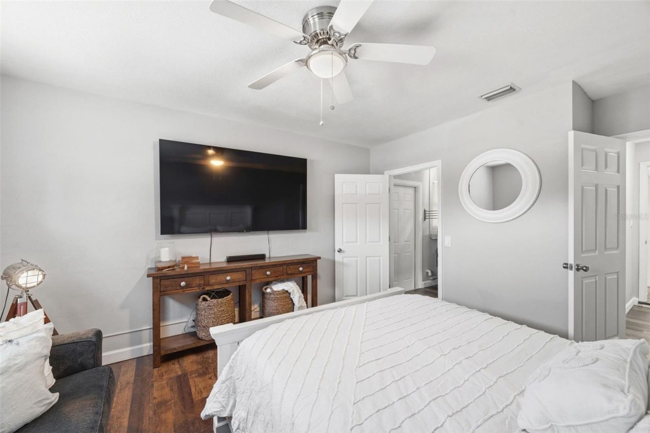 14297 Geneva Drive, Largo, FL 33774 Photo