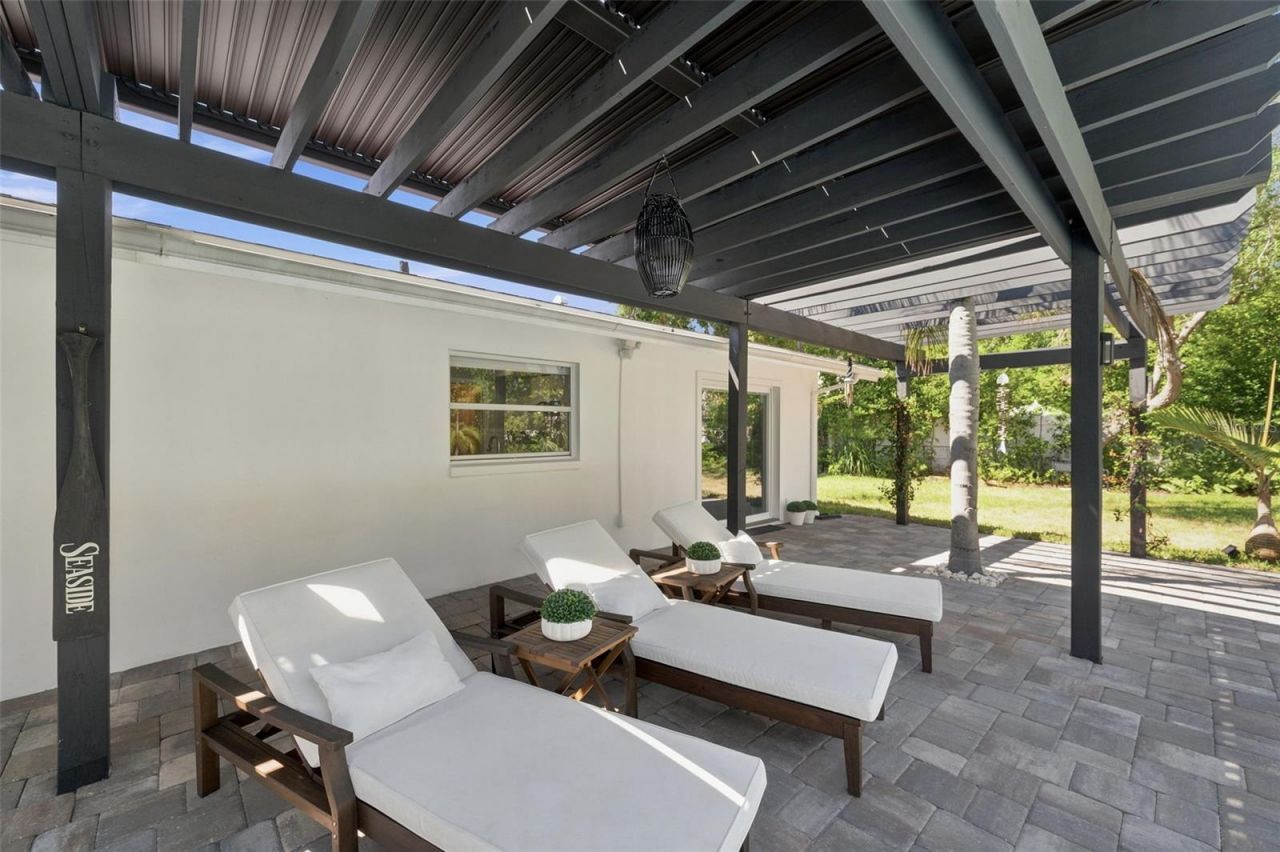 14297 Geneva Drive, Largo, FL 33774 Photo