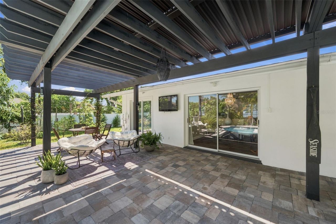 14297 Geneva Drive, Largo, FL 33774 Photo