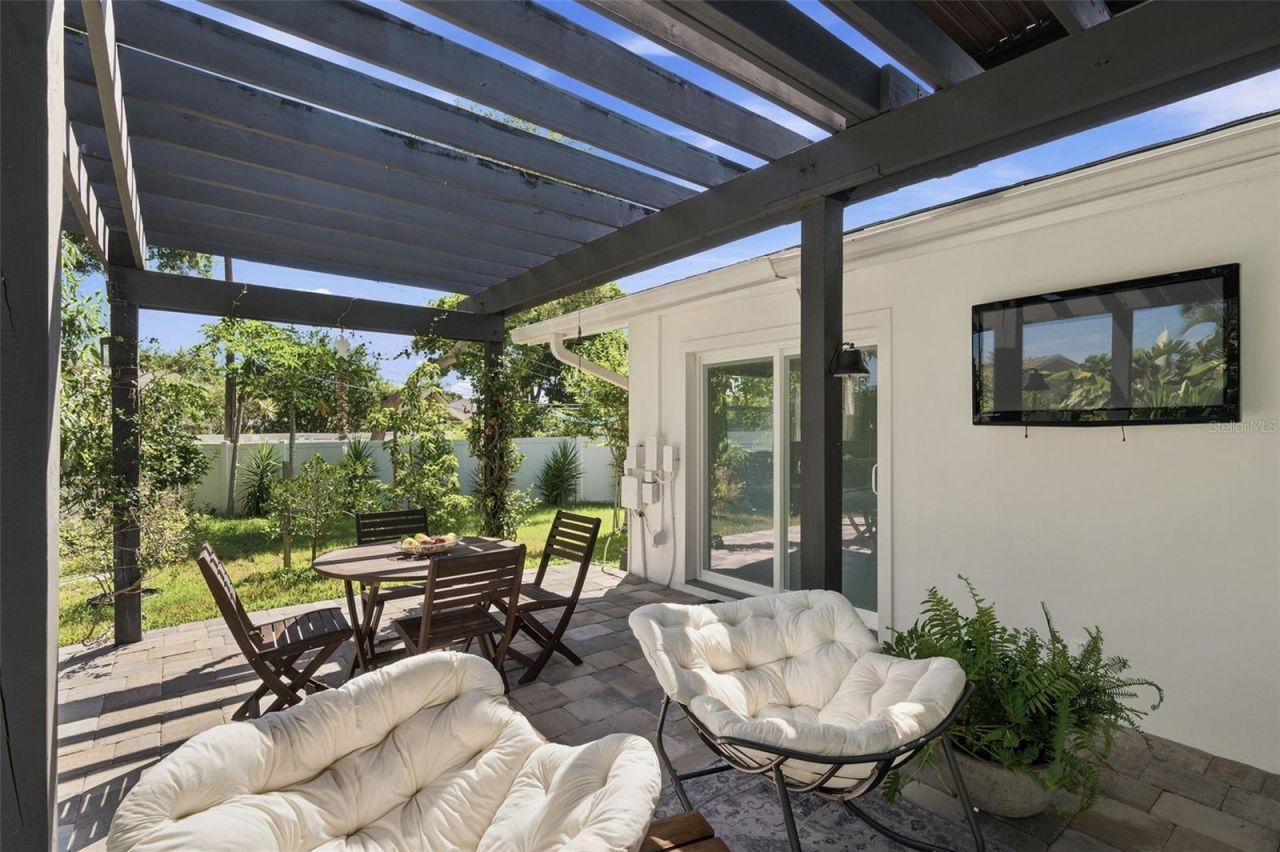 14297 Geneva Drive, Largo, FL 33774 Photo