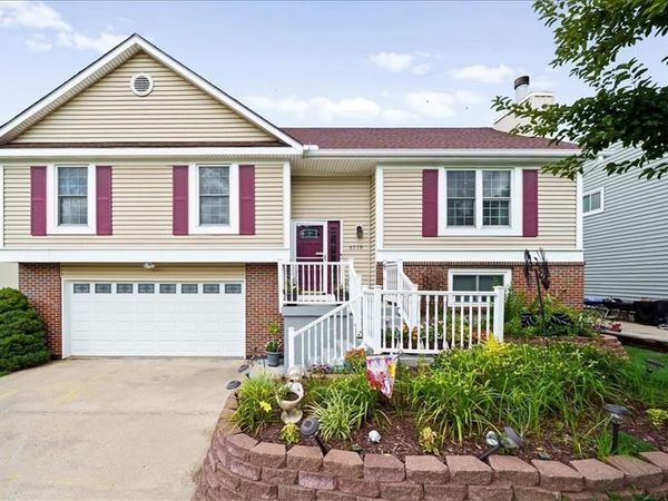 6118 Parkhill Street, Shawnee, KS 66216
