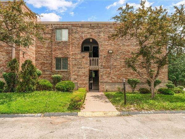 1802 E 97th Street, Unit A, Kansas City, MO 64131