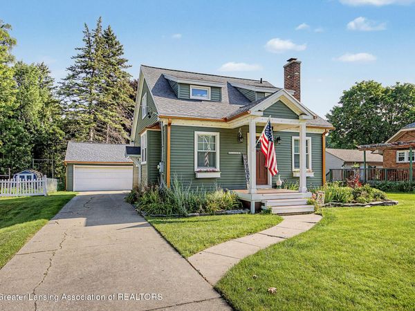 4610 Elizabeth Road, Lansing, MI 48917