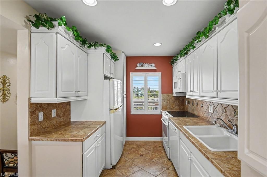 7400 Estero Blvd, Unit 329, Fort Myers Beach, FL 33931 Photo