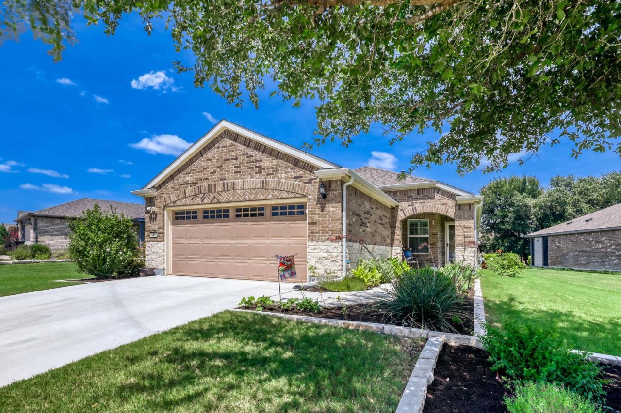 106 Paint Creek Ln, Georgetown, TX 78633 Main Photo