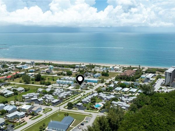 662 Granada Street, Hutchinson Island, FL 34949