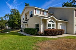 174 Grand Oaks Drive photo 4