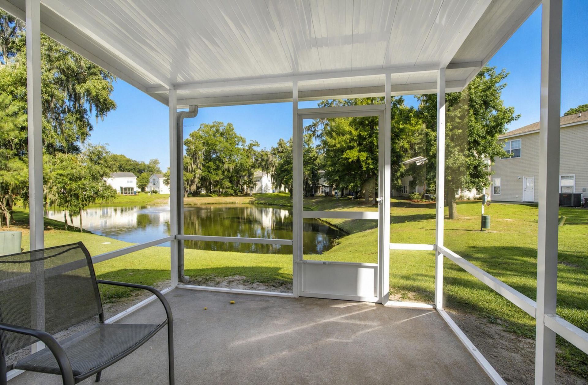 174 Grand Oaks Drive Photo 34