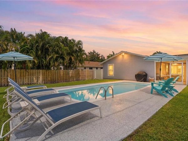 764 94th AVE N, NAPLES, FL 34108