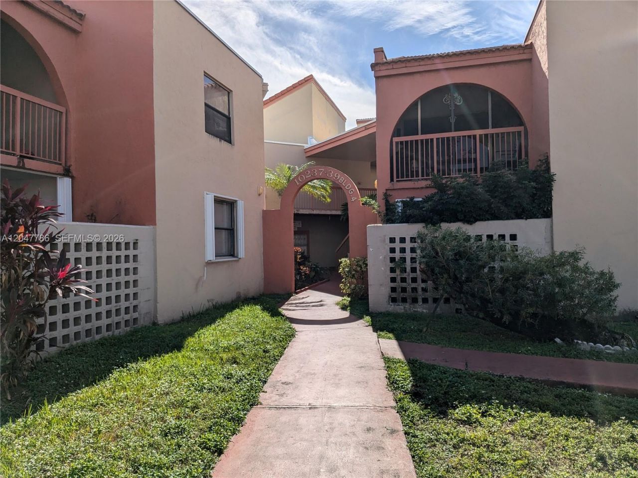 10237 NW 9th Street Cir , Unit 202-4, Miami, FL 33172 Photo