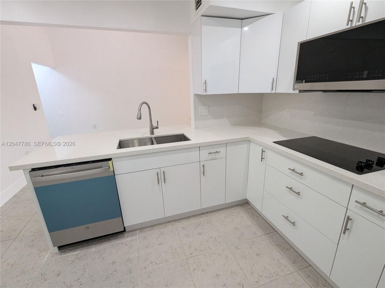 10237 NW 9th Street Cir , Unit 202-4, Miami, FL 33172 Photo