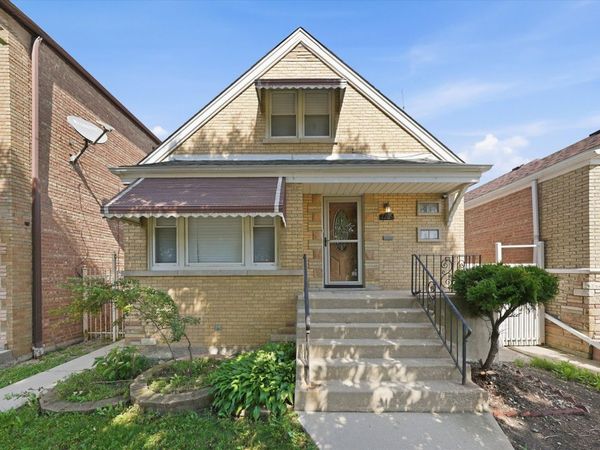 7205 S Lawndale Avenue , Chicago, IL 60629