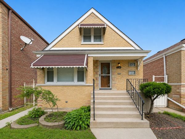 7205 S Lawndale Avenue , Chicago, IL 60629