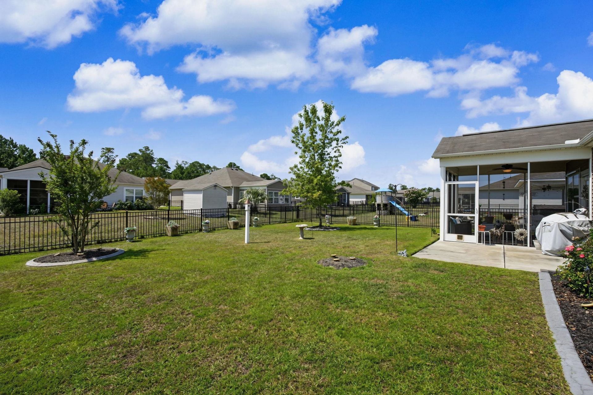 405 Black Cherry Way Photo 31