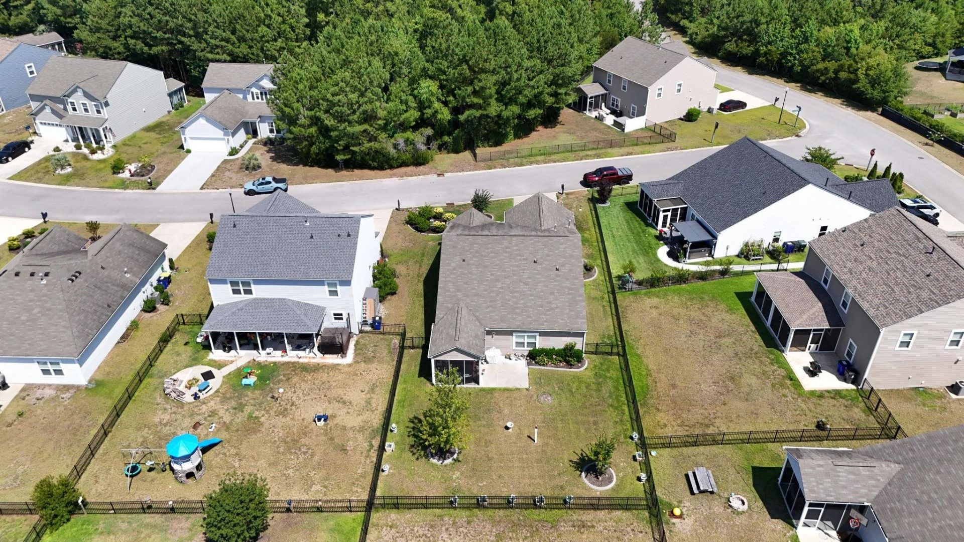 405 Black Cherry Way Photo 33