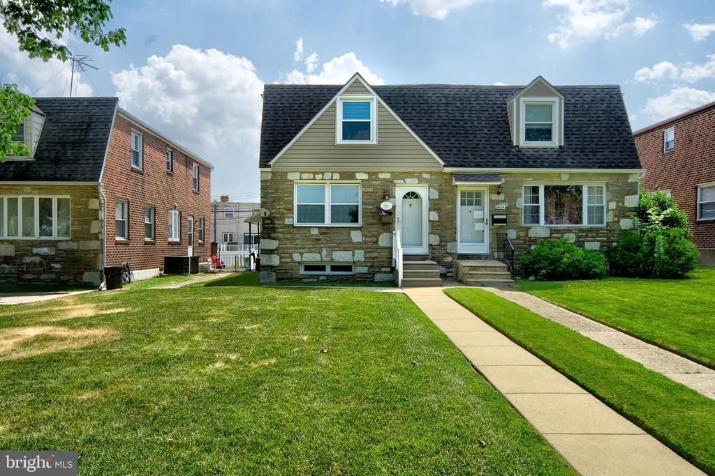 3426 Grant Avenue, Philadelphia, PA 19114 Main Photo