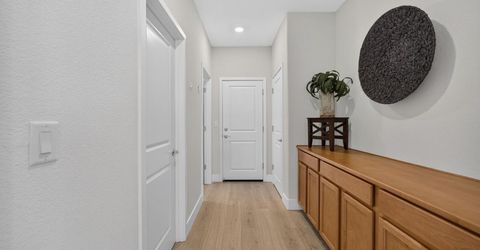 58 Lemon Twist Ct, Sacramento, CA 95833 Photo