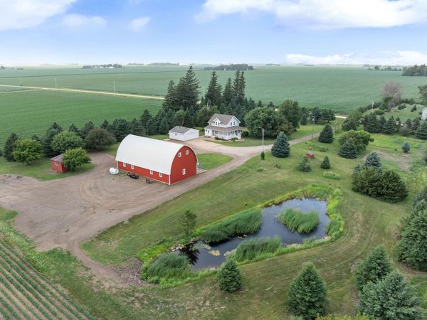 51413 150th Street, Austin, MN 55912