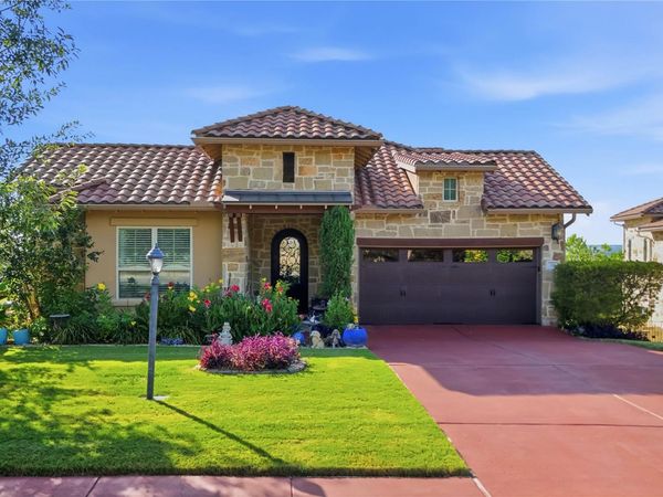 111 Serene Hilltop CIR, Austin, TX 78738