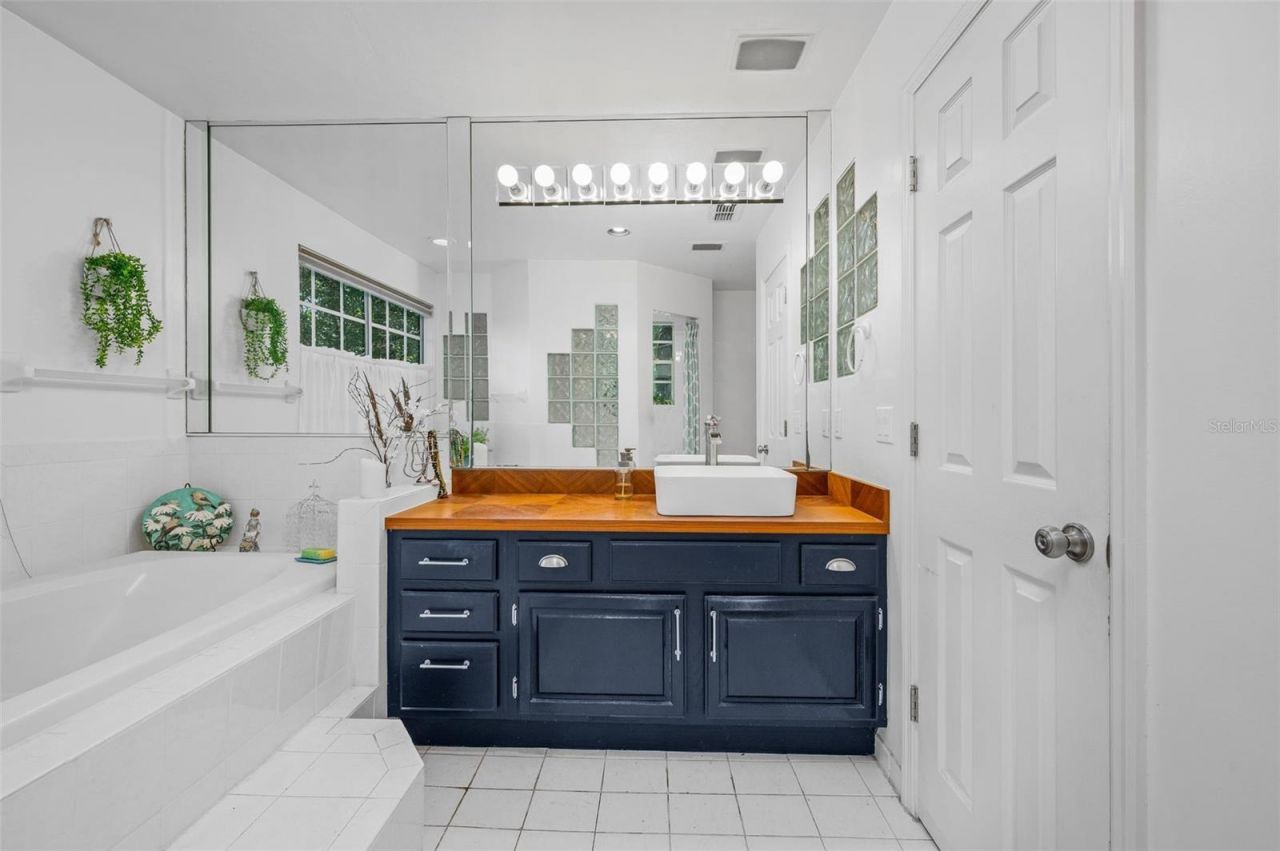 5261 SW 97th Drive, Gainesville, FL 32608 Photo