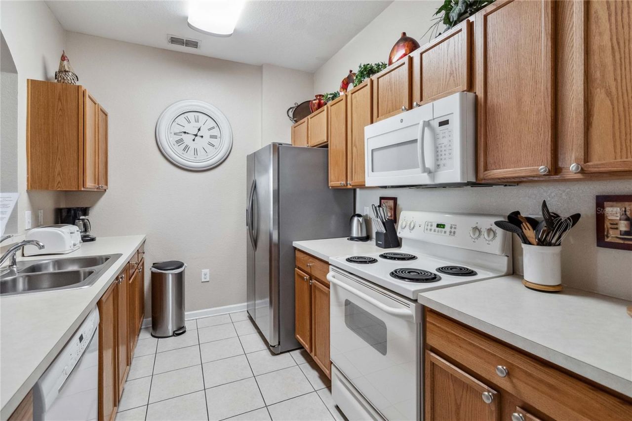 2821 E Almaton Loop , Unit 401, Kissimmee, FL 34747 Photo