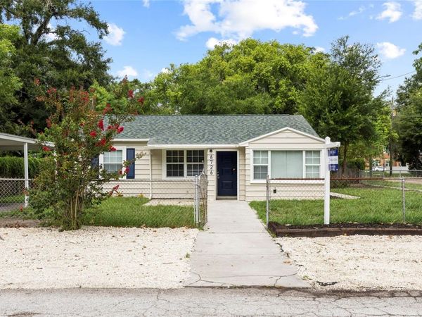 6726 N 11TH STREET, TAMPA, FL 33604