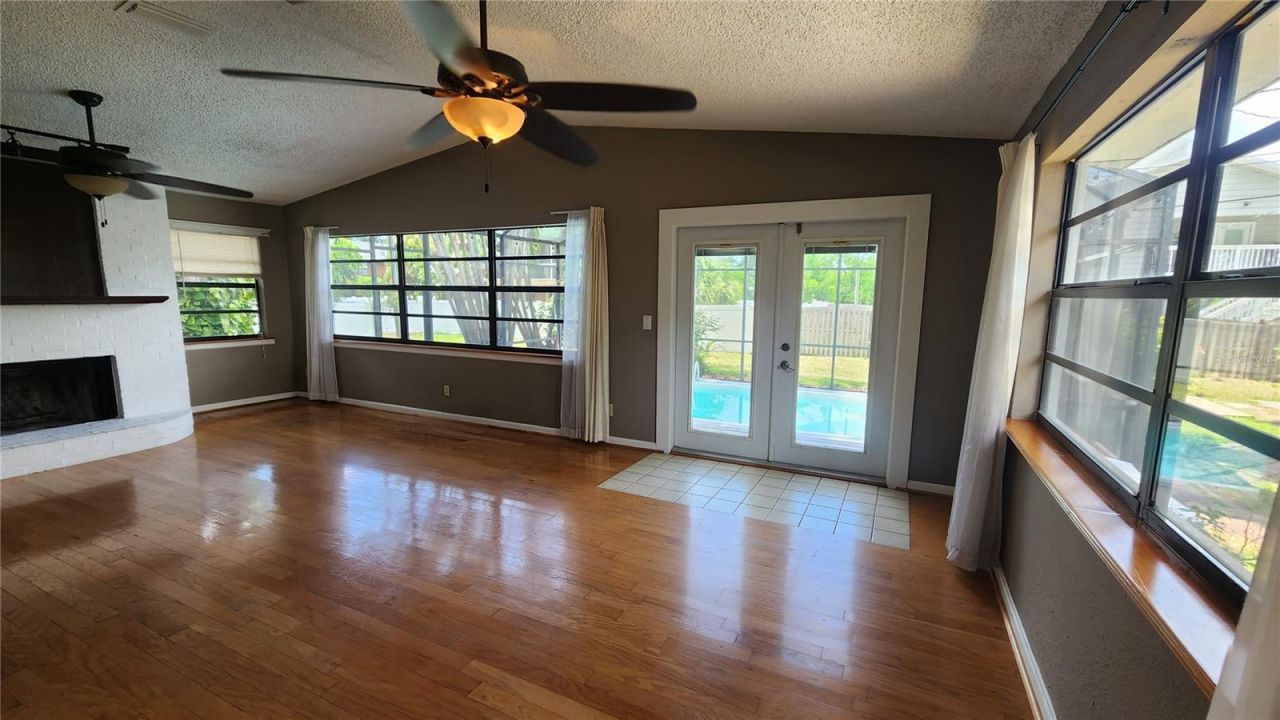 155 69th Avenue N, Saint Petersburg, FL 33702 Photo