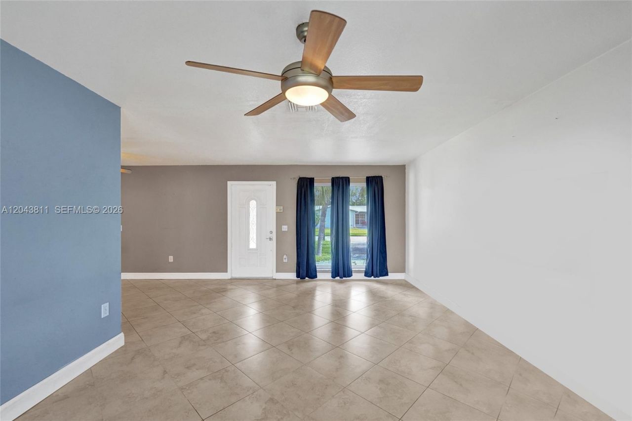 11700 NW 33rd St , Sunrise, FL 33323 Photo