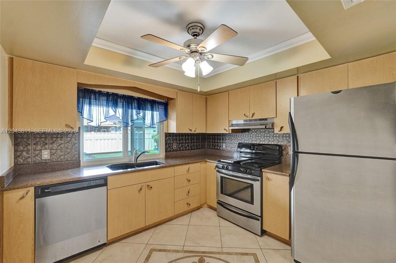11700 NW 33rd St , Sunrise, FL 33323 Photo