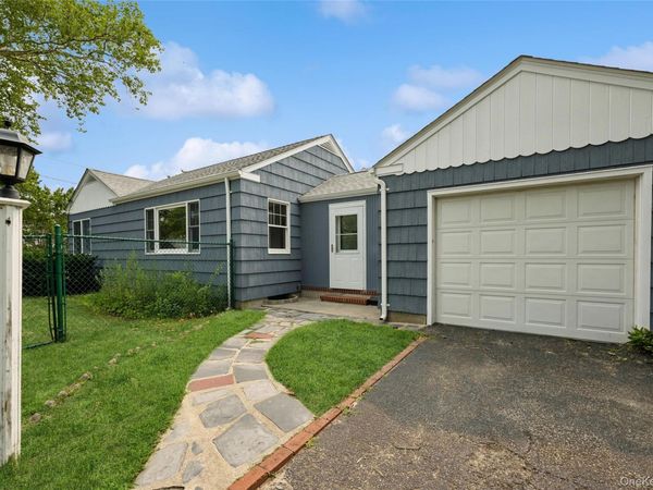 1 Heights Place, Riverhead, NY 11901