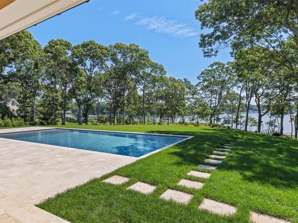 1775 Point Pleasant Road, Mattituck, NY 11952