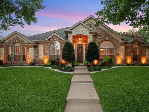 8945 Kingston Court, North Richland Hills, TX 76182
