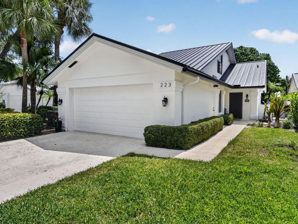 223 E River Park Drive, Jupiter, FL 33477