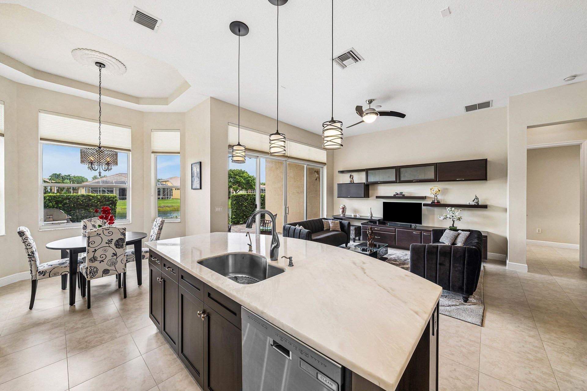 8769 Via Grande E, Wellington, FL 33411 Photo