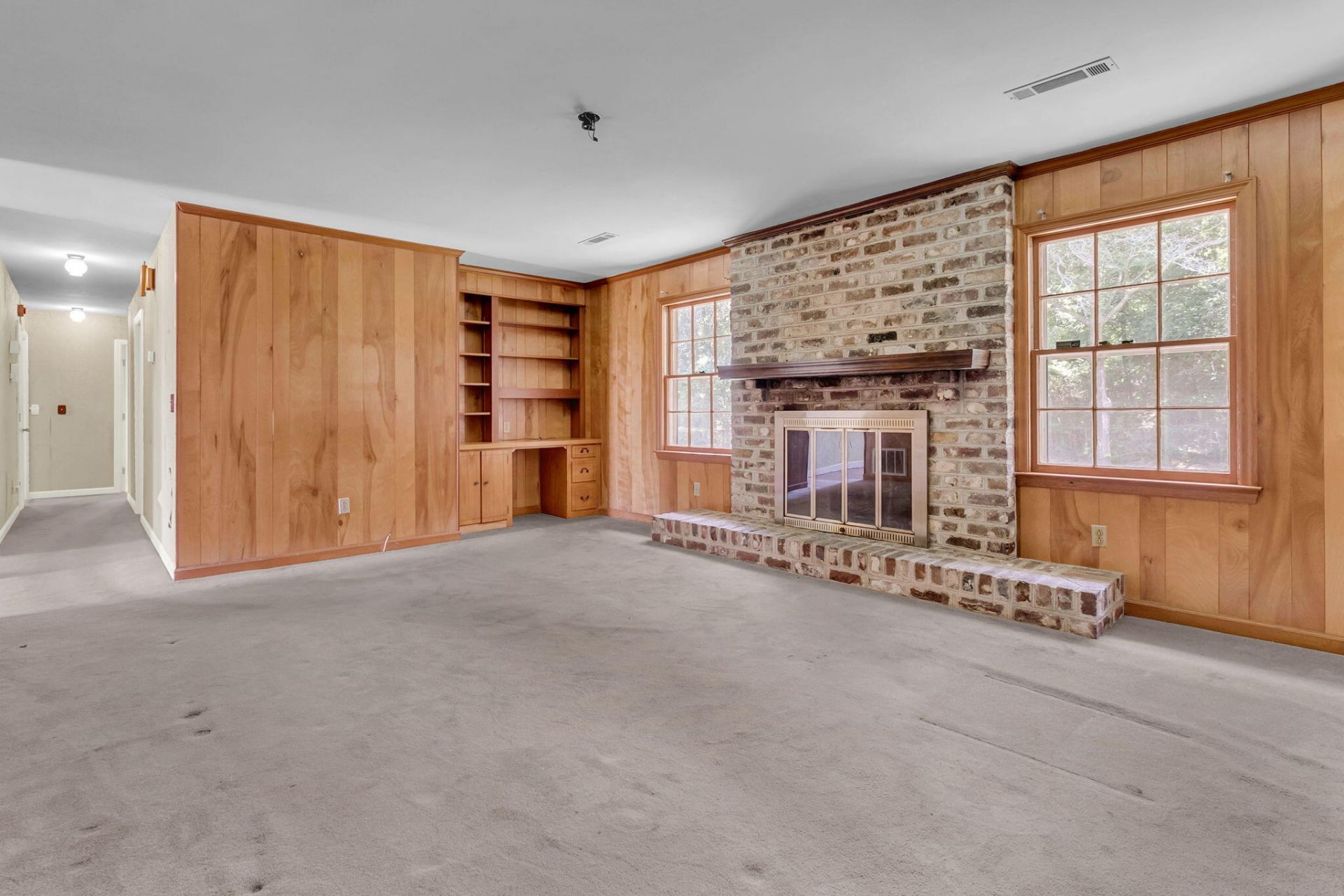 1351 Winchester Drive Photo 16