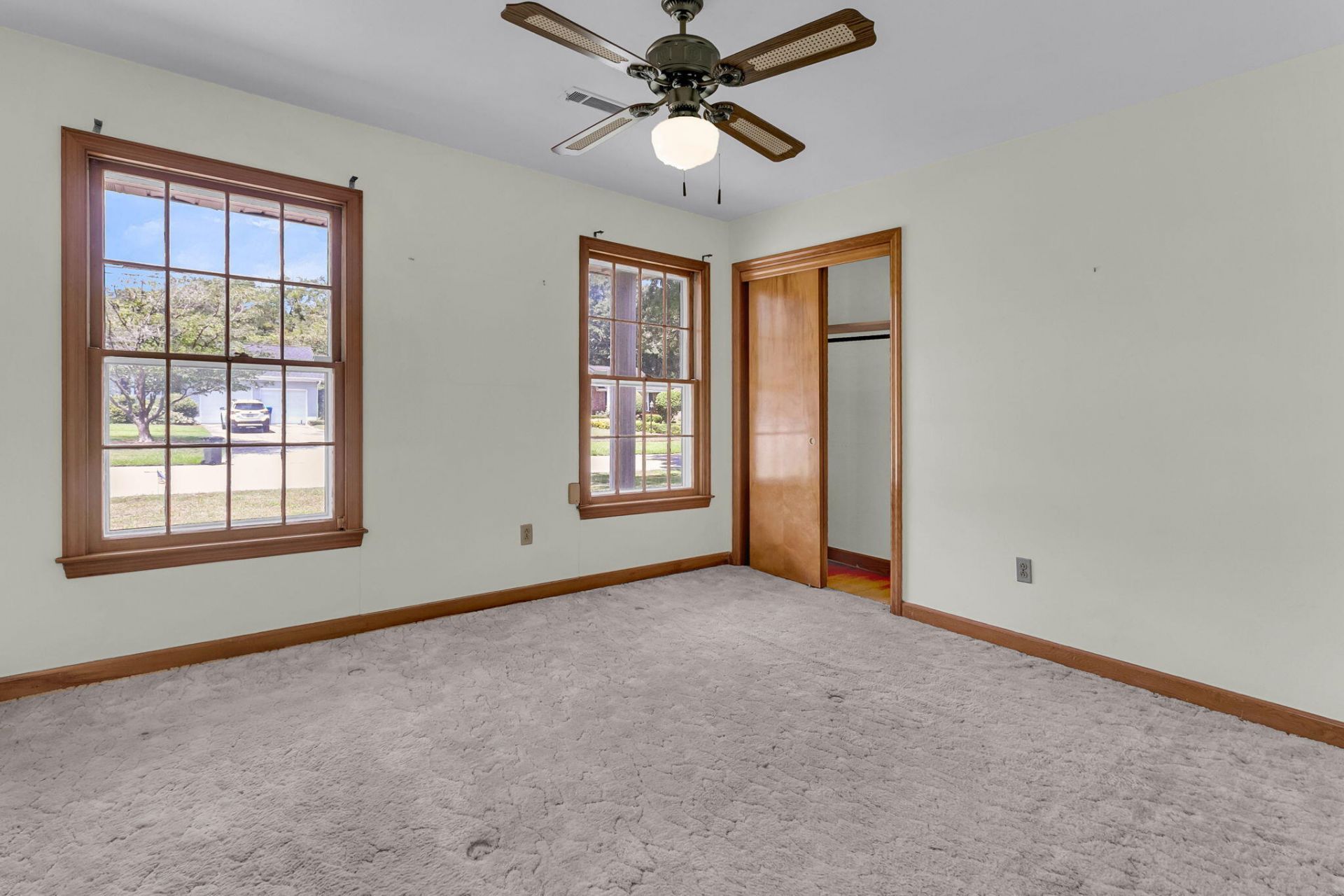 1351 Winchester Drive Photo 21