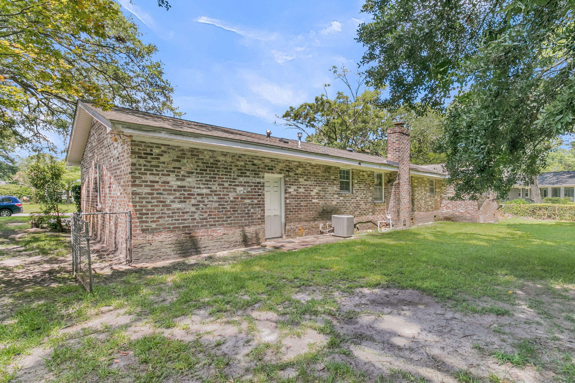 1351 Winchester Drive Photo 30