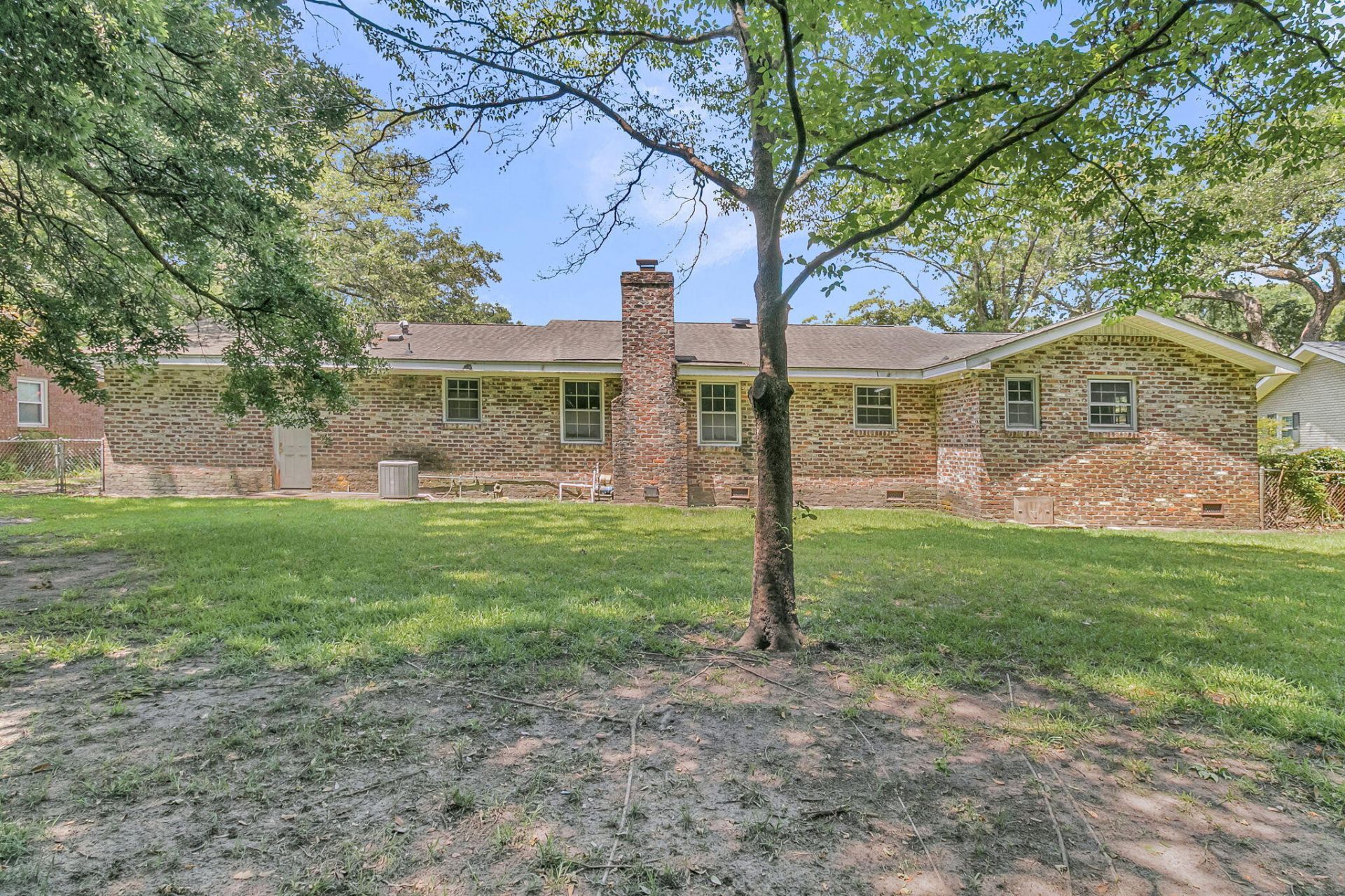 1351 Winchester Drive Photo 31