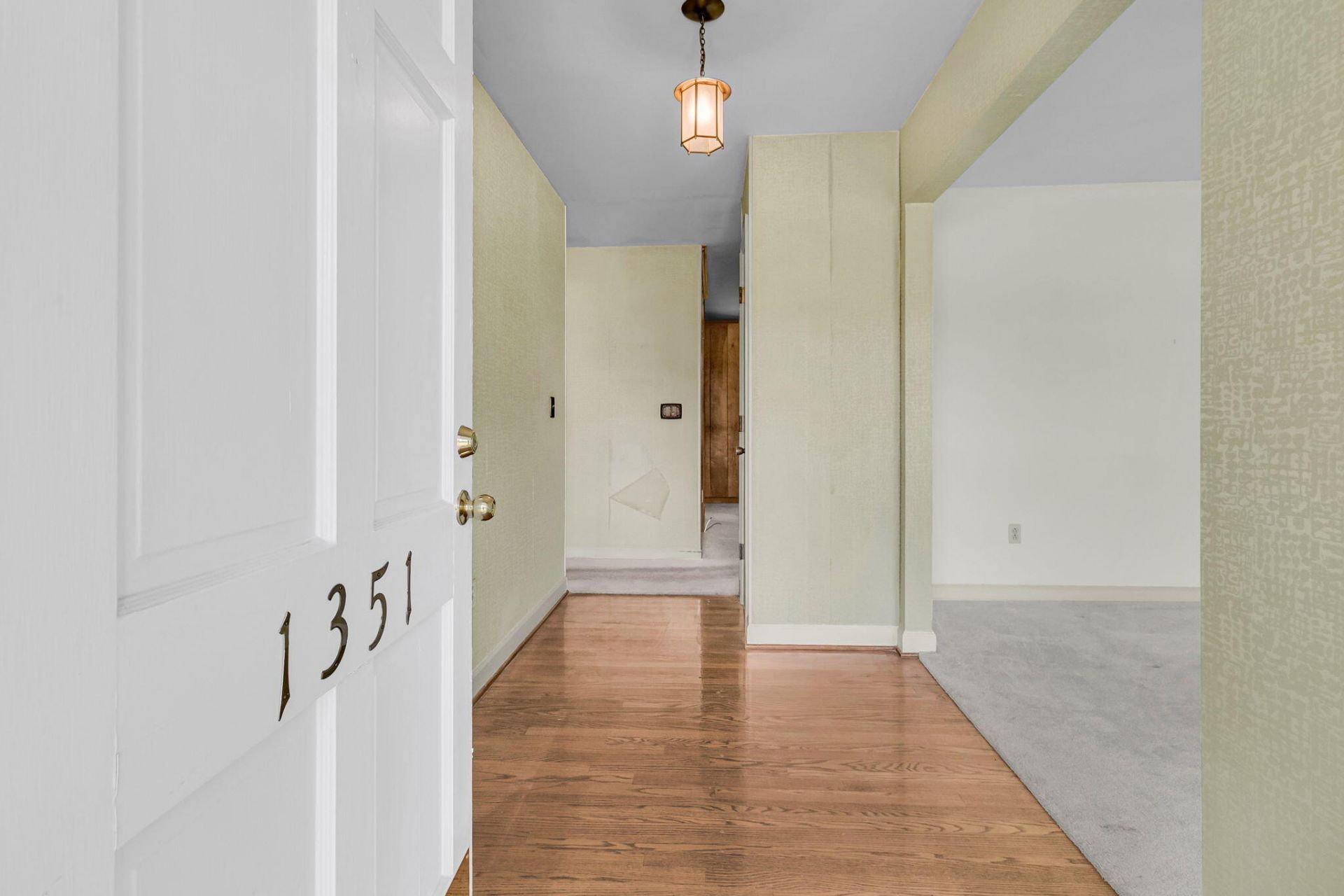 1351 Winchester Drive Photo 6