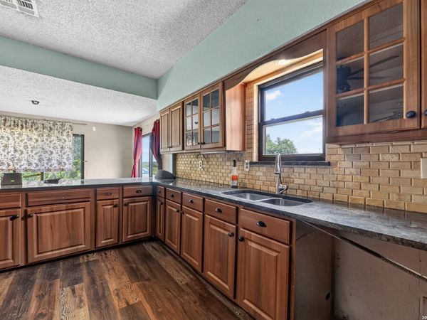 6297 S Fm 3465, Adkins, TX 78101
