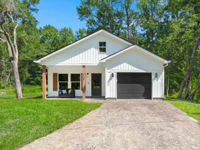 5734 Glifton Avenue, Ravenel, SC 29470