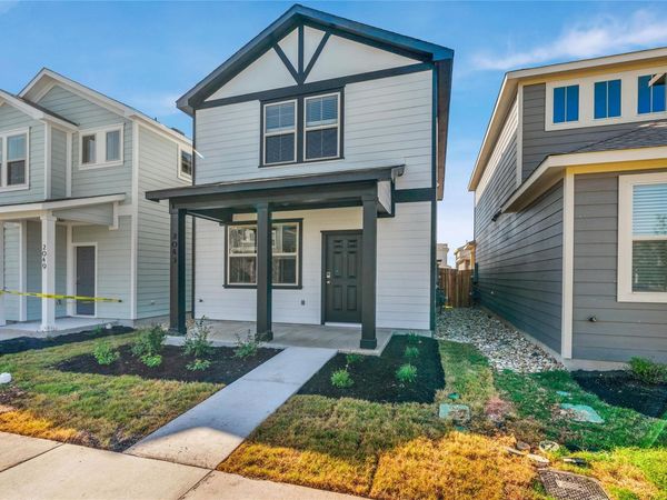 2045 Arendale DR, Leander, TX 78641