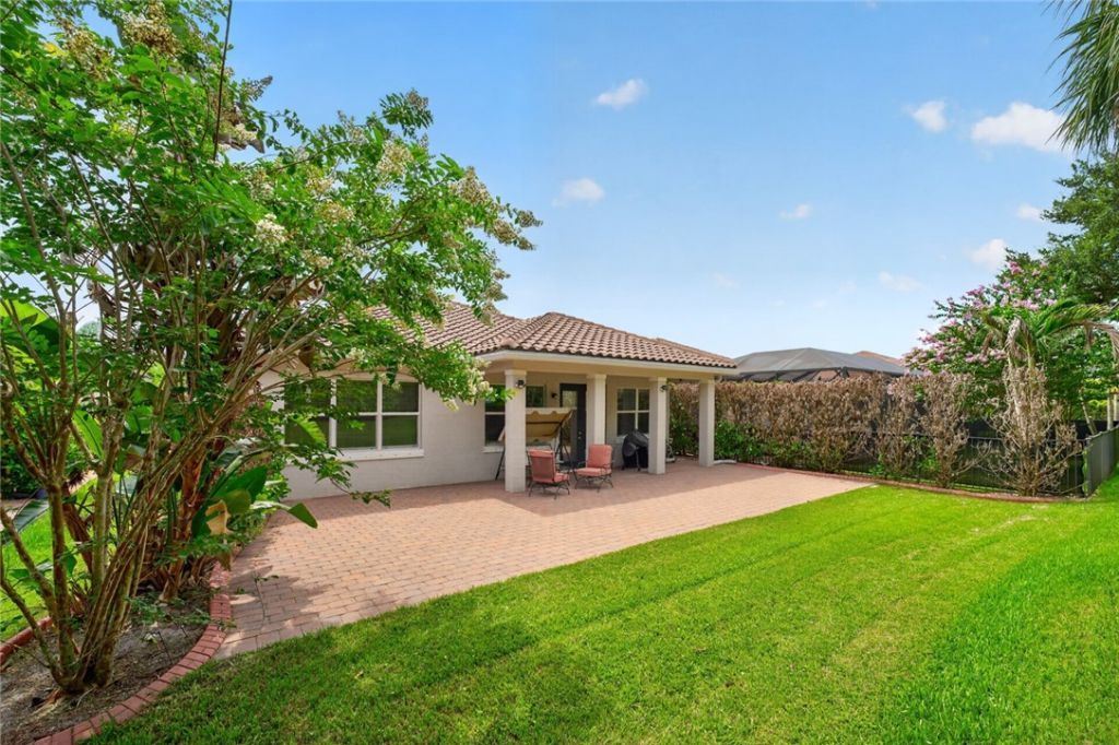 1805 Berkshire Circle Sw, Vero Beach, FL 32968 Photo