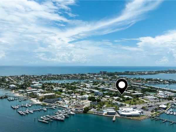 1150 Carlton Court, Hutchinson Island, FL 34949